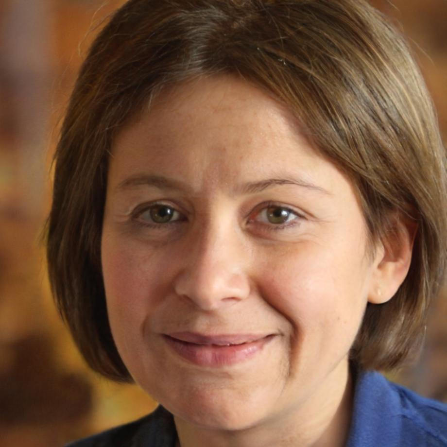 Portrait de Margot Vaillant, experte en analyse financière